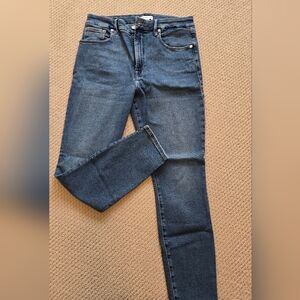 NWOT - Good American Good Legs Cropped - Size 14